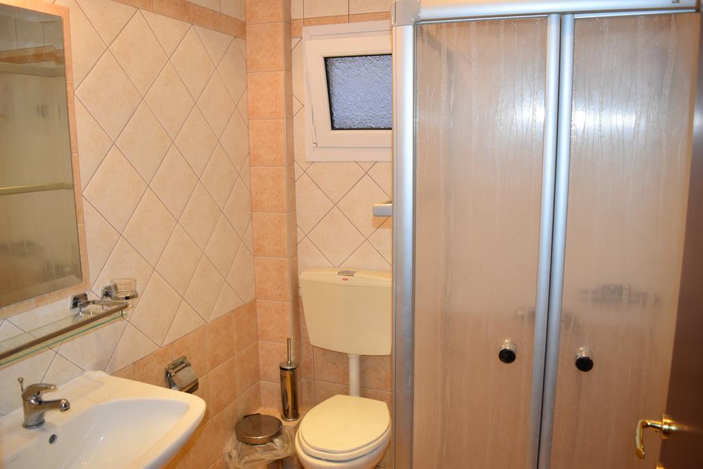 Bed and Breakfast Pension Konstantinoupolis à Asprovalta Extérieur photo