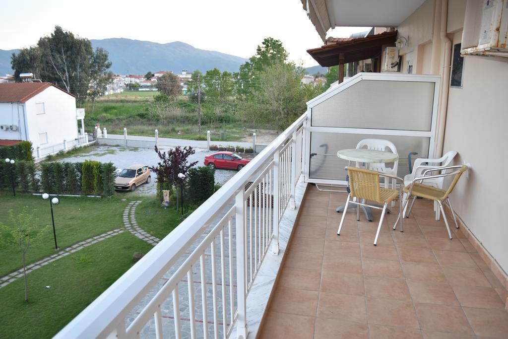 Bed and Breakfast Pension Konstantinoupolis à Asprovalta Extérieur photo