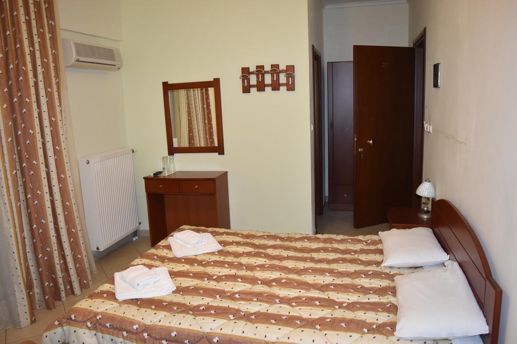 Bed and Breakfast Pension Konstantinoupolis à Asprovalta Extérieur photo