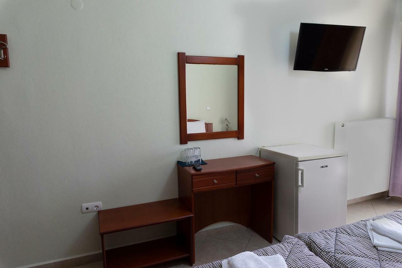 Bed and Breakfast Pension Konstantinoupolis à Asprovalta Extérieur photo